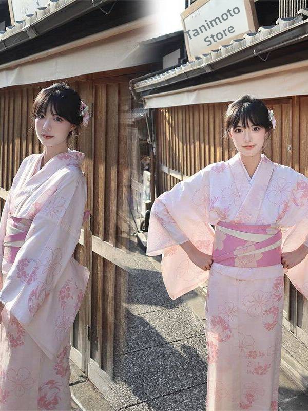 Ethnic Fashion Online - 전통 일본식 기모노 사진 촬영 의상