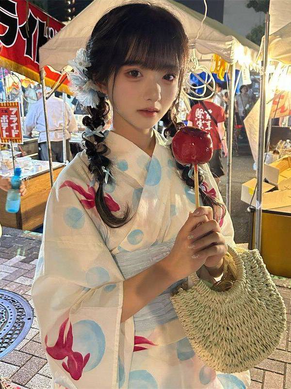 전통 일본식 기모노 드레스 사진 촬영 소녀의 패셔너블한 - Ethnic Fashion Online 리뷰 및 가격
